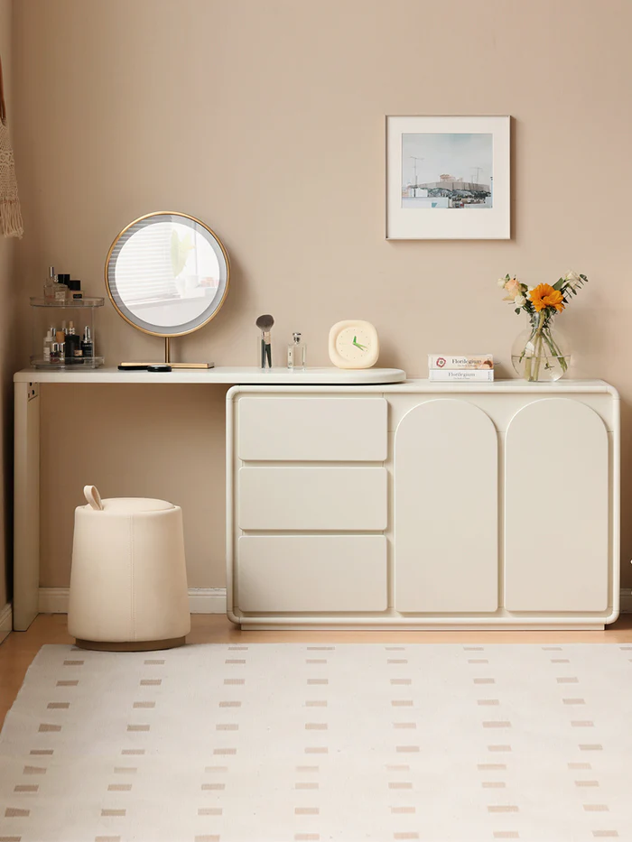 French cream style dressing table